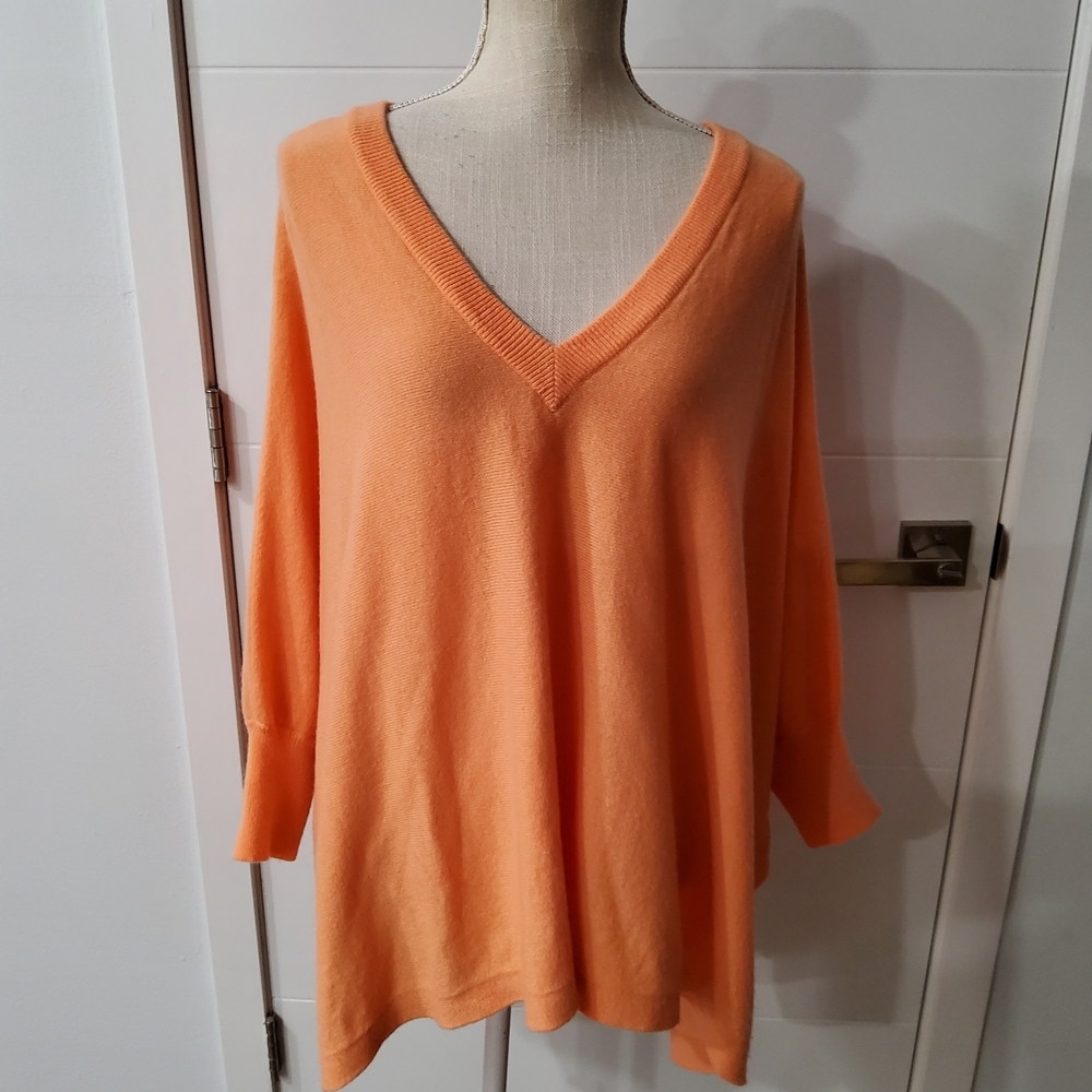 Michael Kors Boxy Apricot Cashmere Sweater One Size